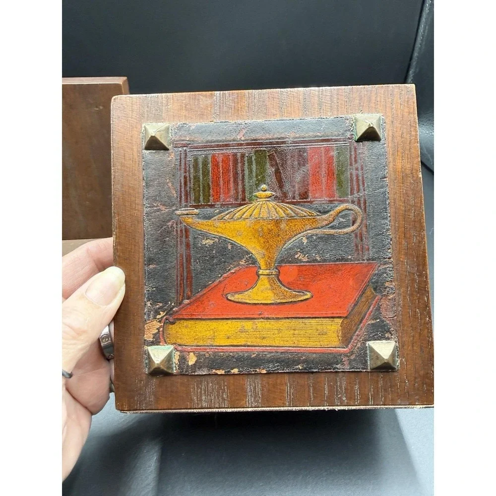 Antique Crafted Oak & Leather Bookends made in East Aurora,N.Y. Around 1910.